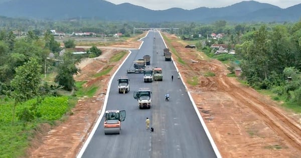 Chantier d'autoroute après 4 mois de compétition