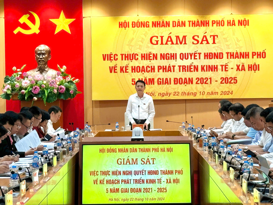 Phó Chủ tịch HĐND TP Hà Nội Phạm Quí Tiên phát biểu tại buổi làm việc