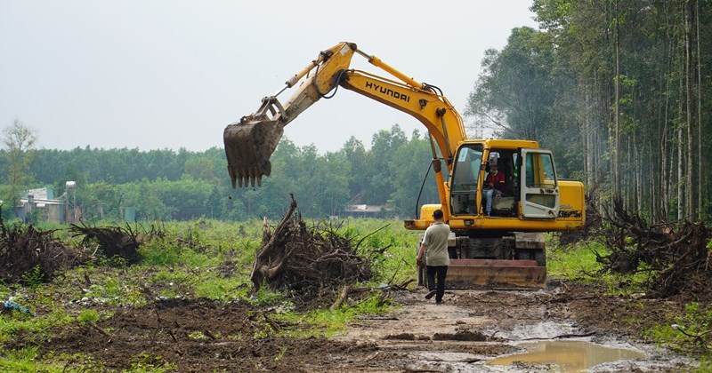 Ứng trước tiền bồi thường giải phóng mặt bằng, có được khấu trừ tiền thuê đất hay không?