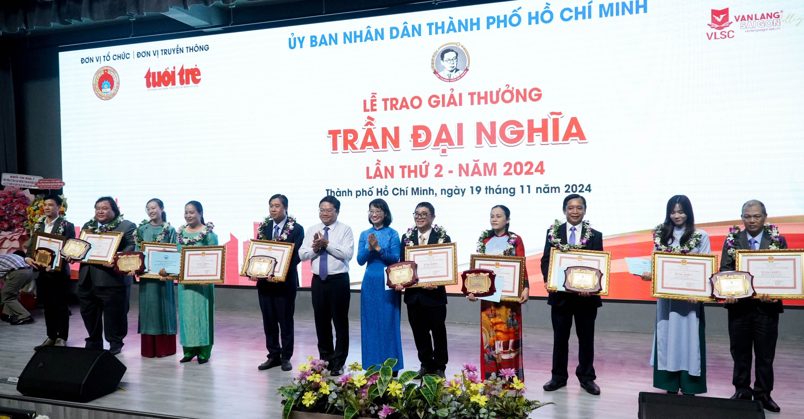 Vinh danh 10 nhà giáo nhận giải thưởng Trần Đại Nghĩa- Ảnh 1.