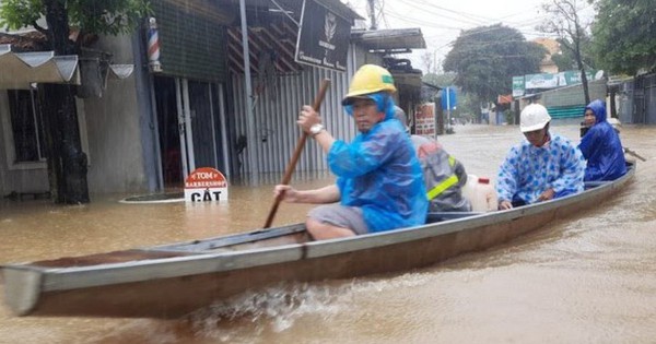 Risiko von anhaltendem Regen, der schwere Überschwemmungen verursacht; Thua Thien Hue erhöht den Abfluss des Binh Dien-Wasserkraftwerks