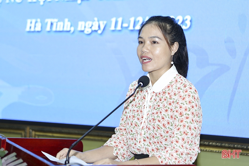 Helping Ha Tinh women integrate into the online environment