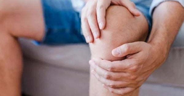 En quoi l’arthrite est-elle différente chez les hommes et chez les femmes ?