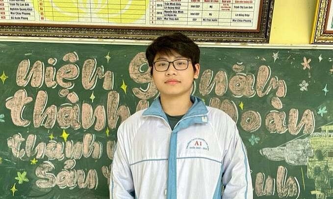 Un élève du lycée de Lam Son obtient le meilleur score SAT du monde, soit 1 %