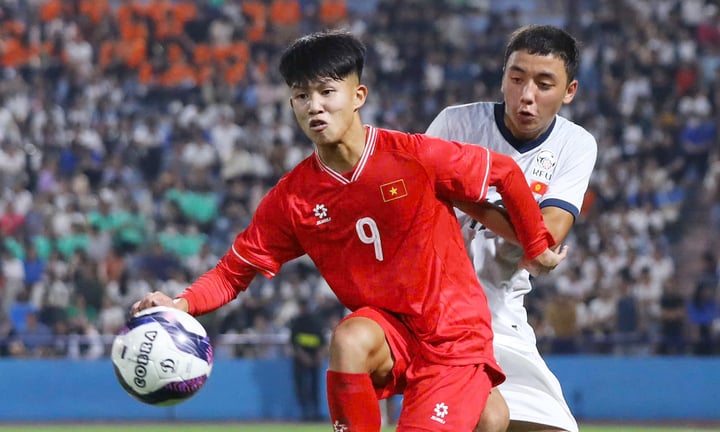 La selección sub-17 de Vietnam no tiene muchos jugadores excelentes.