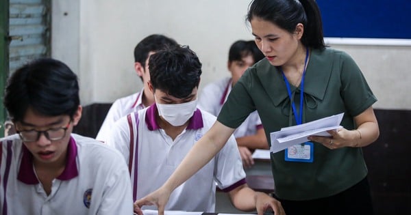 Ciudad Ho Chi Minh reemplaza a algunos subdirectores de los sitios de exámenes de graduación de la escuela secundaria, ¿qué dice el Departamento de Educación y Capacitación?