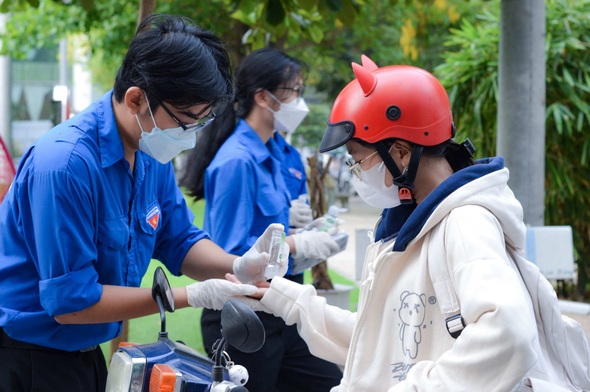 Một trường ĐH cho sinh viên nghỉ lễ 7 ngày, học trực tuyến một tuần sau lễ - Ảnh 2.