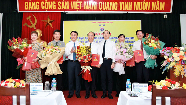 Announcement of merger of Hanoi Eye Hospital and Ha Dong Eye Hospital