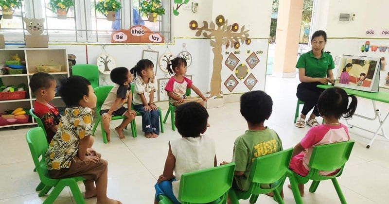 Silent teachers in remote areas of Quang Ninh province