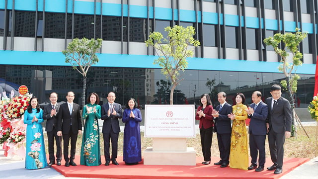 Eröffnung des Kinderkrankenhauses Hanoi