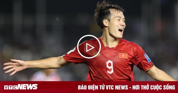 Van Toan besiegt ehemaligen Premier-League-Torhüter, Vietnam übernimmt Führung über die Philippinen