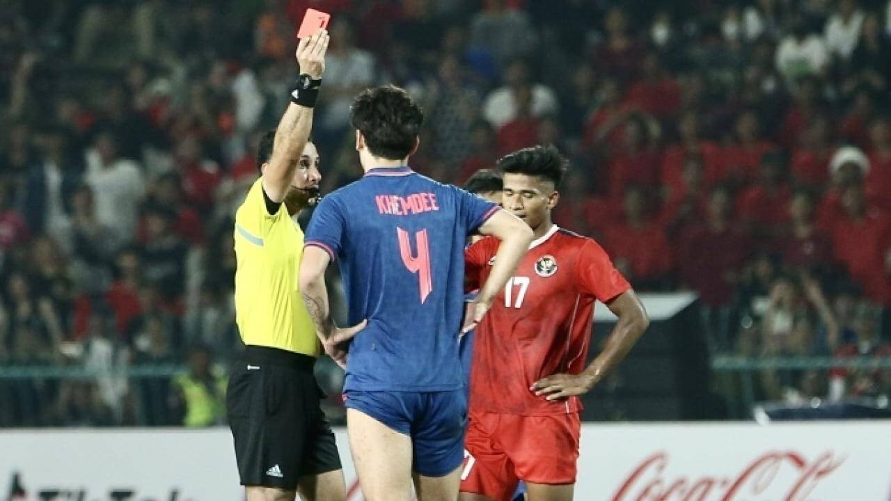 The final match had 7 red cards at the 32nd Sea Games, setting a terrible record.