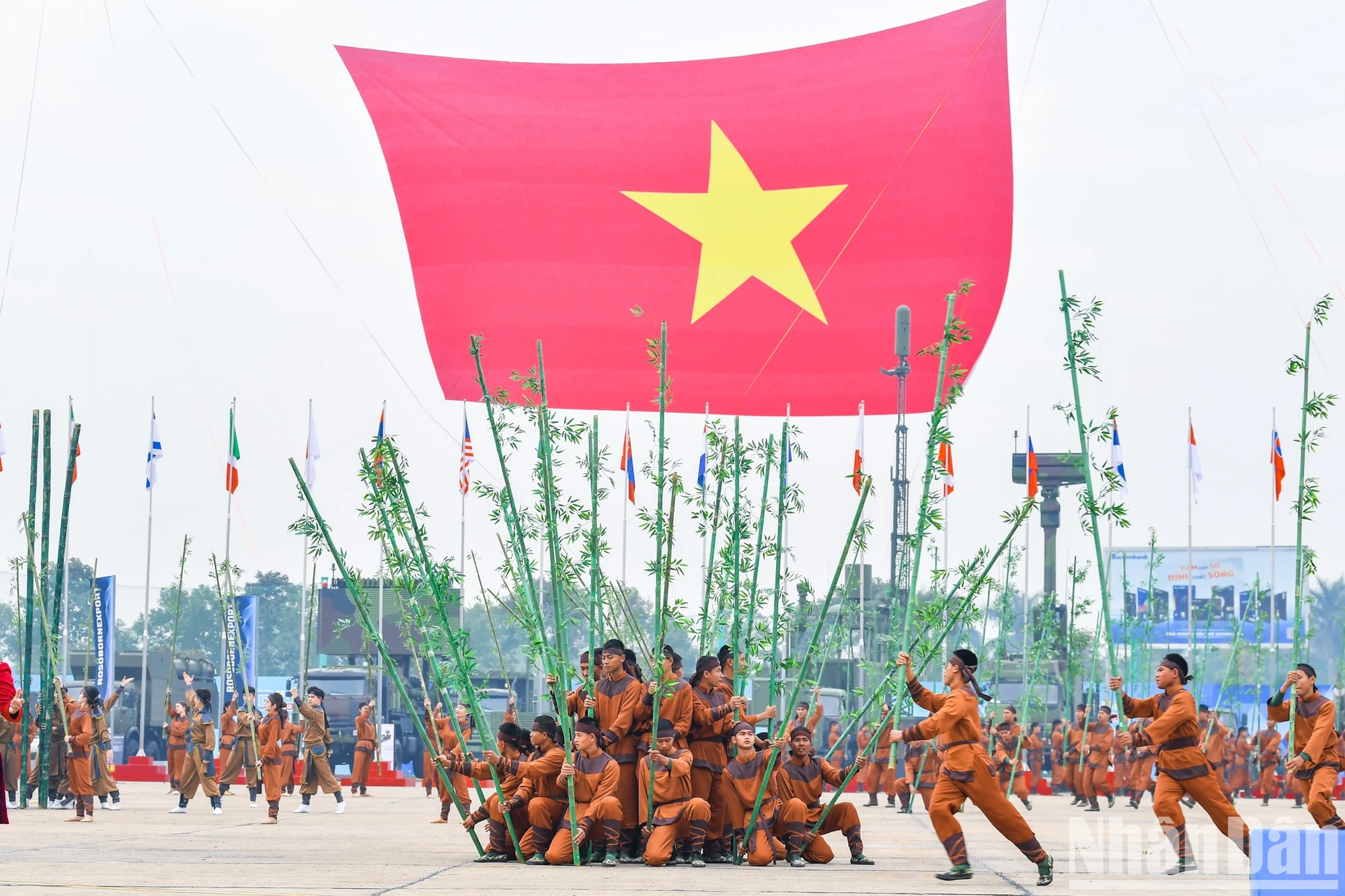 [Photo] Impressive Rehearsal Ceremony of Vietnam International Defense Exhibition 2024 photo 2