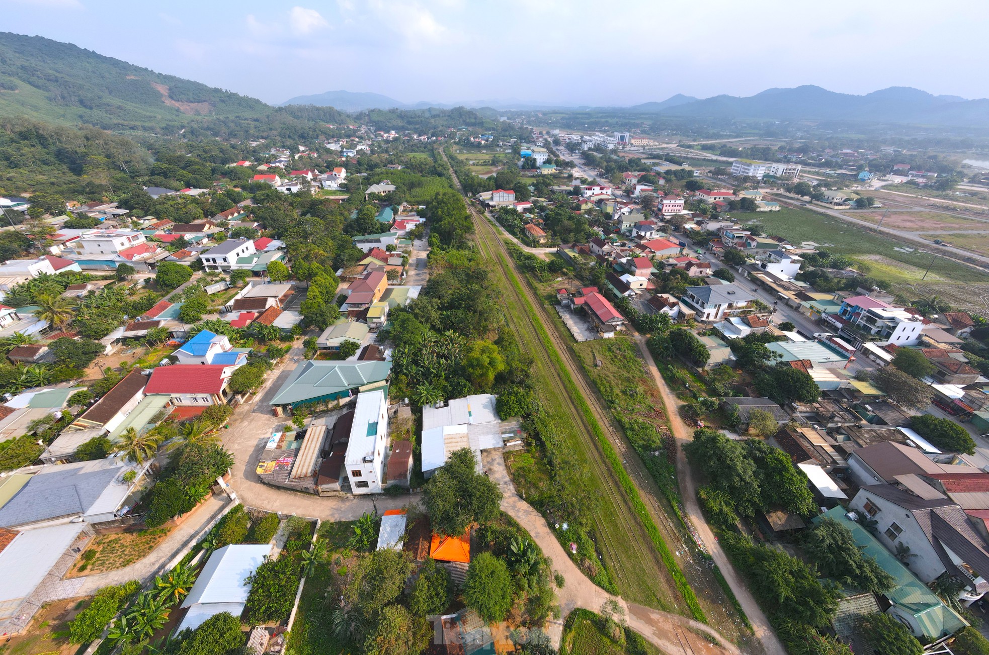 The desolation of the 'abandoned' railway line in Nghe An photo 5