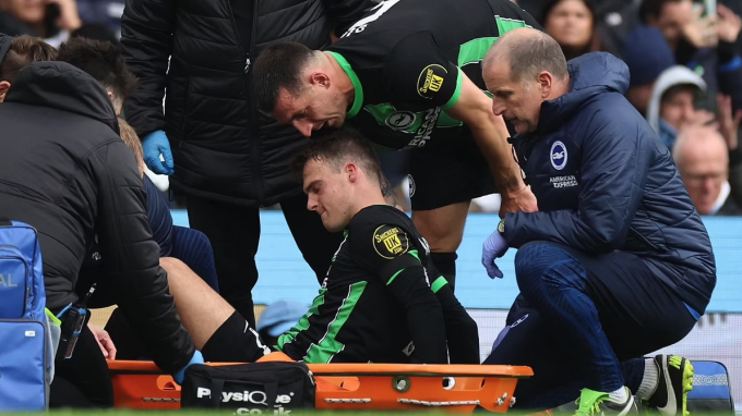 إصابة لاعب الوسط سولي مارش في المباراة السابقة ضد مانشستر سيتي تعني أن برايتون سيخسر لاعبًا مهمًا آخر. الصورة: رويترز