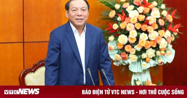 Le ministre de la Culture, des Sports et du Tourisme félicite le Vietnam à l'occasion de la Journée des sports