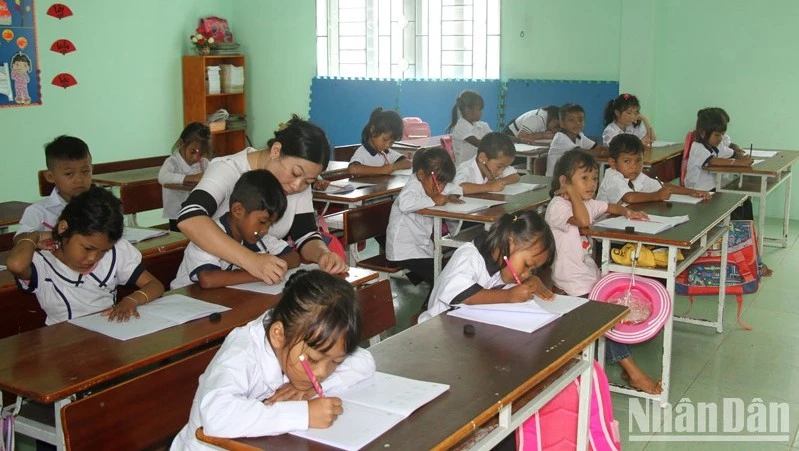 Vietnam receives preferential education funding from IFFEd Fund