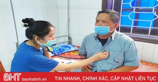 Khám, cấp phát thuốc miễn phí cho 200 người dân