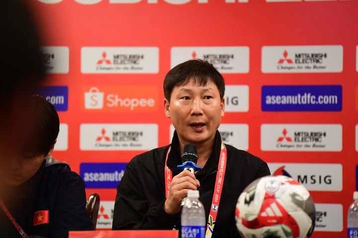 HLV Kim Sang-sik tự tin ở trận chung kết AFF Cup 2024.