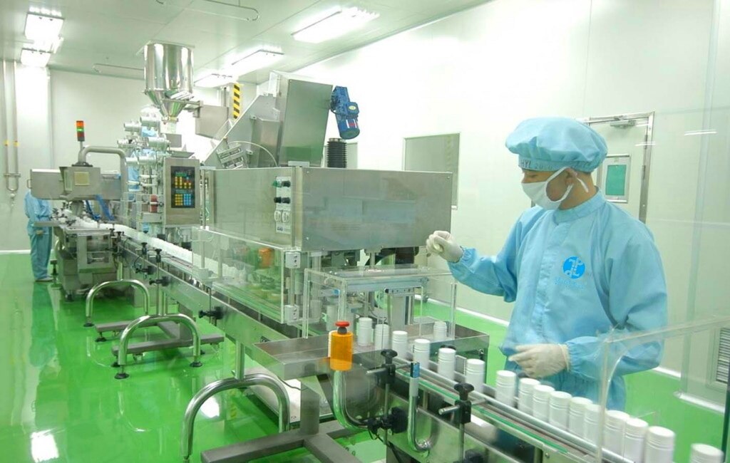 Development of Vietnam's pharmaceutical industry: Current situation and solutions