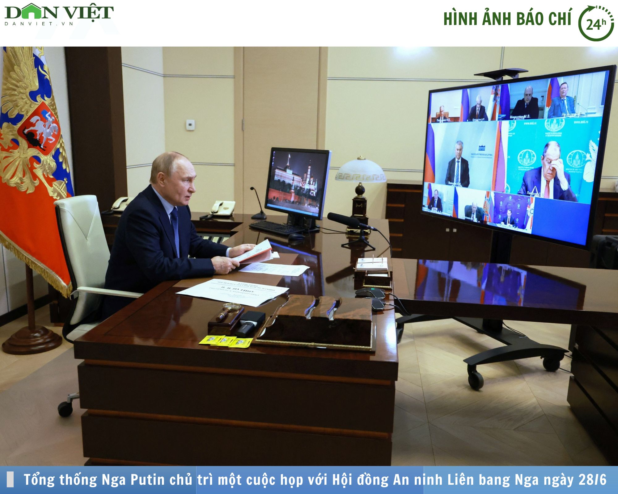 Hình ảnh báo chí 24h: Tổng thống Putin đẩy mạnh tên lửa hạt nhân để đáp trả Mỹ- Ảnh 1.