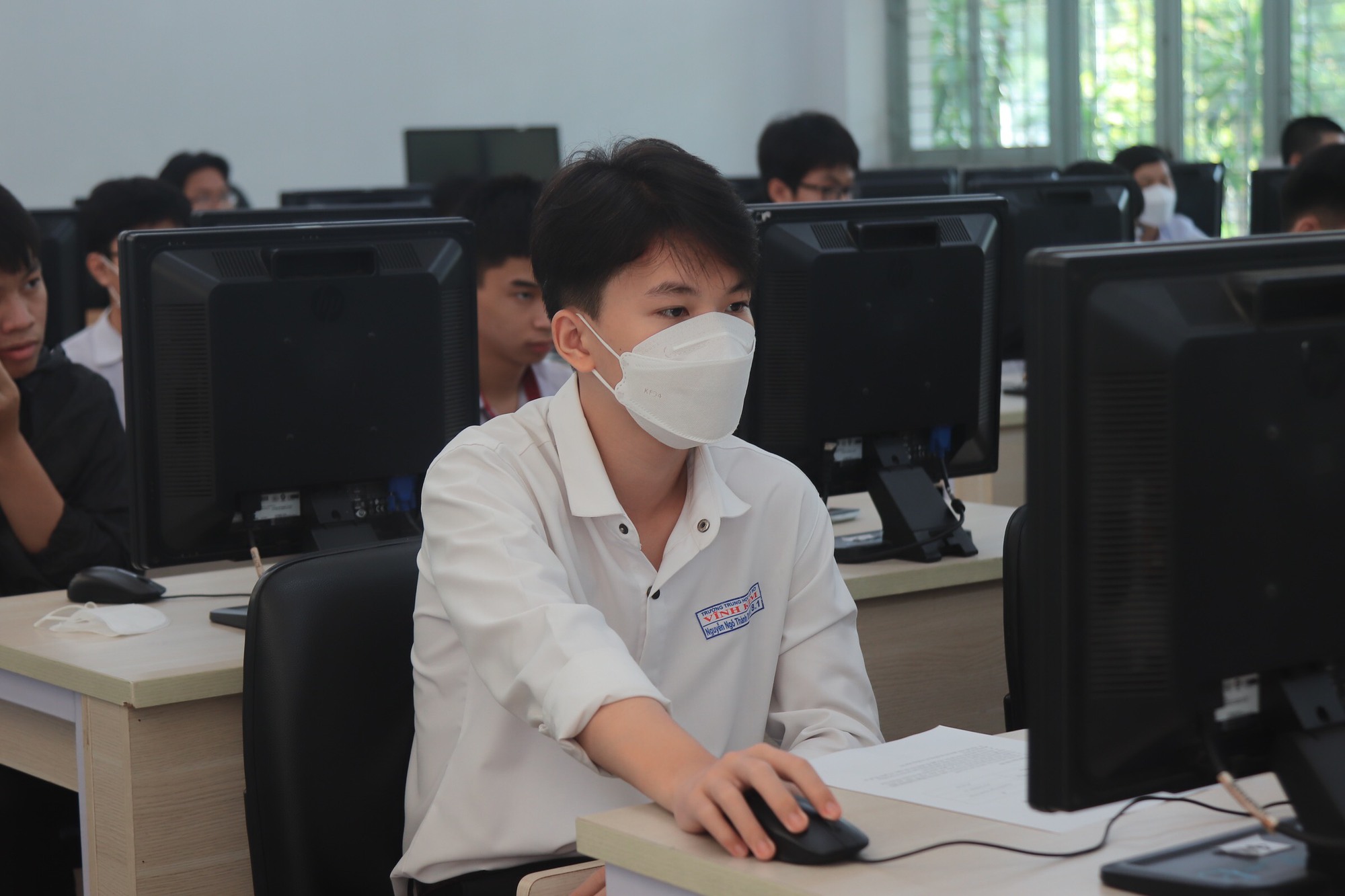 Gần 400 thí sinh tham dự Hội thi Tin học trẻ toàn quốc khu vực miền Nam - Ảnh 6.
