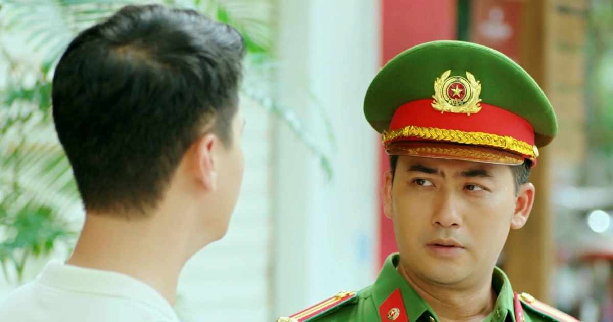 Bao Anh: Specializing in police roles, happy in real life with wife 11 years younger