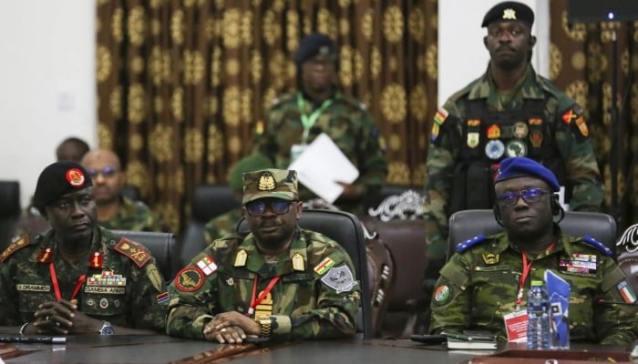 West African bloc arrives in Niger for talks, coup group challenges military intervention