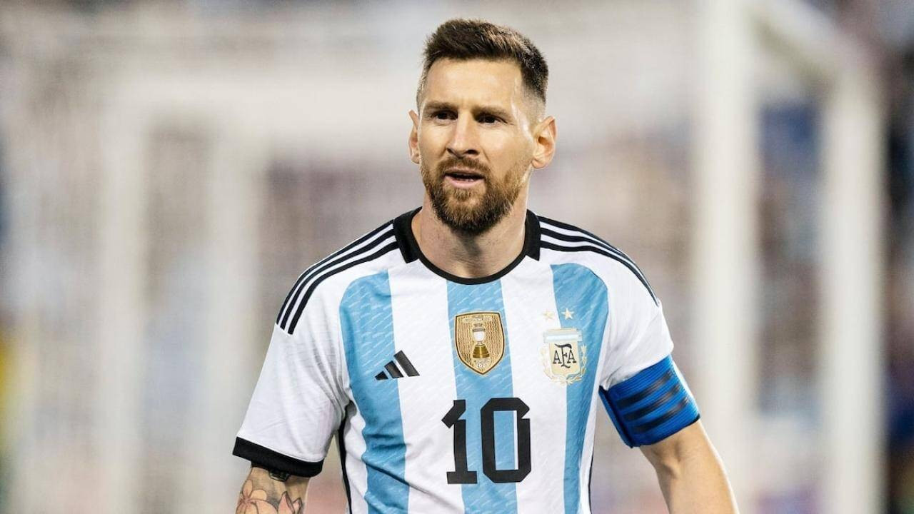 Lionel Messi announces surprising news to the Argentina team