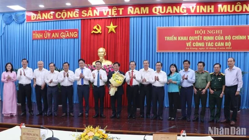 An Giang có tân Chủ tịch Ủy ban nhân dân tỉnh