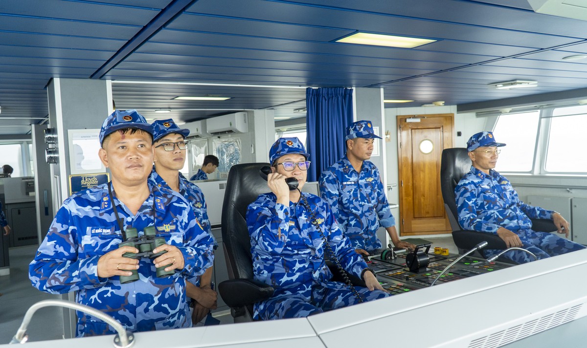 Vietnam - Indonesia Coast Guard conducts joint training at sea photo 1