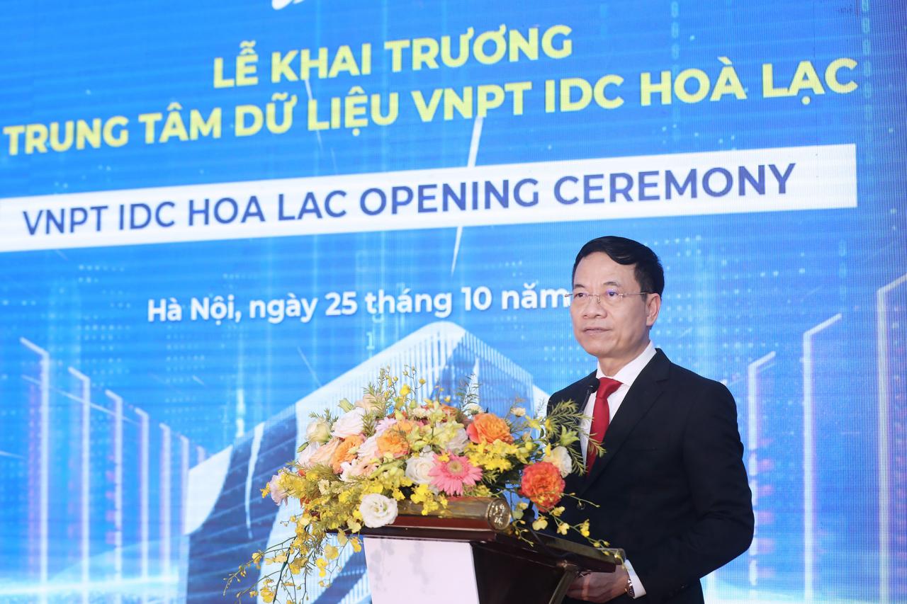 Minister Nguyen Manh Hung talks about the role of data infrastructure