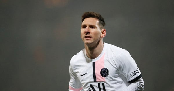 Lionel Messi chia tay PSG