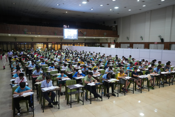 Vietnamesisches Team gewinnt großen Erfolg beim internationalen Mathematikwettbewerb InIMC Foto 1