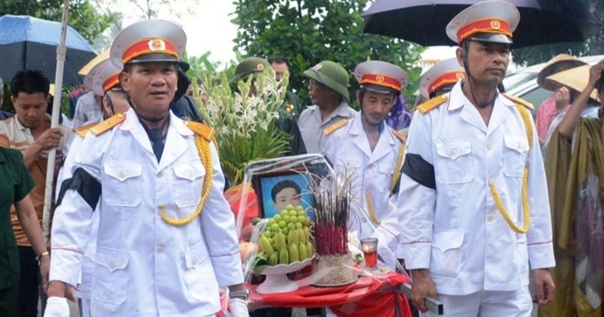 ការធ្វើមាតុភូមិនិវត្តន៍នៃទុក្ករបុគ្គលចំនួន 2 នាក់ដែលត្រូវបានកំណត់អត្តសញ្ញាណបន្ទាប់ពីការវង្វេងអស់រយៈពេល 40 ឆ្នាំ