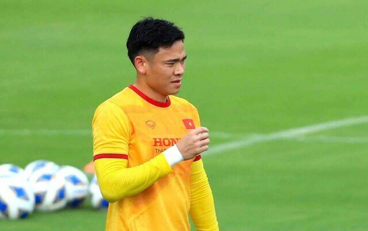 Đội tuyển việt nam lại thiệt quân trước 2 trận fifa days