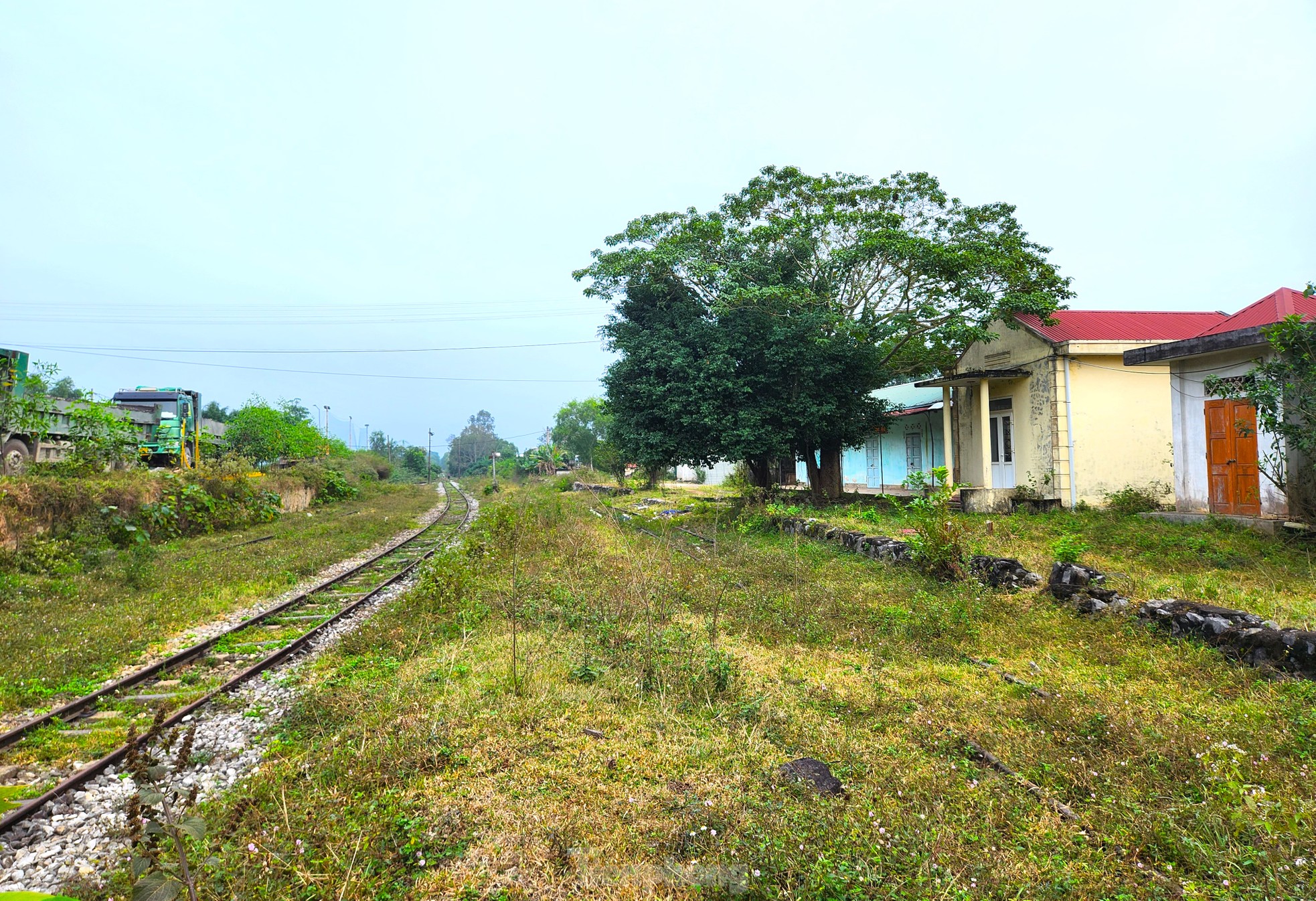 The desolation of the 'forgotten' railway line in Nghe An photo 6