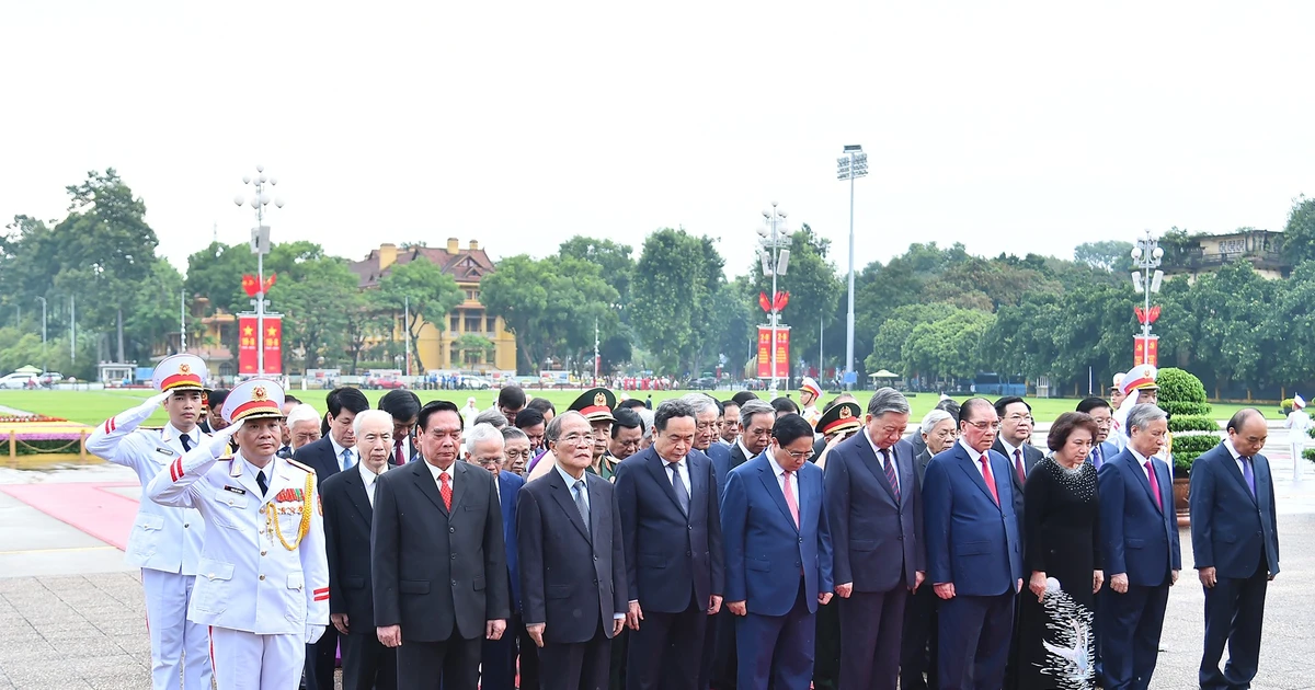 Lãnh đạo Đảng, Nhà nước viếng Chủ tịch Hồ Chí Minh và tưởng niệm các Anh hùng, liệt sĩ nhân Quốc khánh 2/9