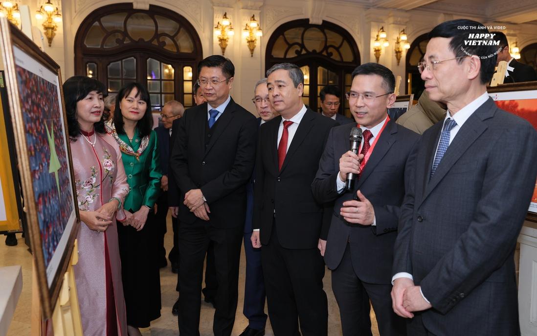 การประกวดภาพถ่ายและวิดีโอ Happy Vietnam