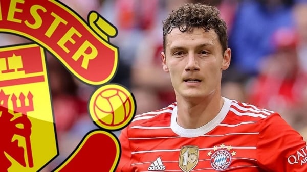 Dừng mua thủ môn David Raya; xem xét chiêu mộ Nicolo Barella và Benjamin Pavard