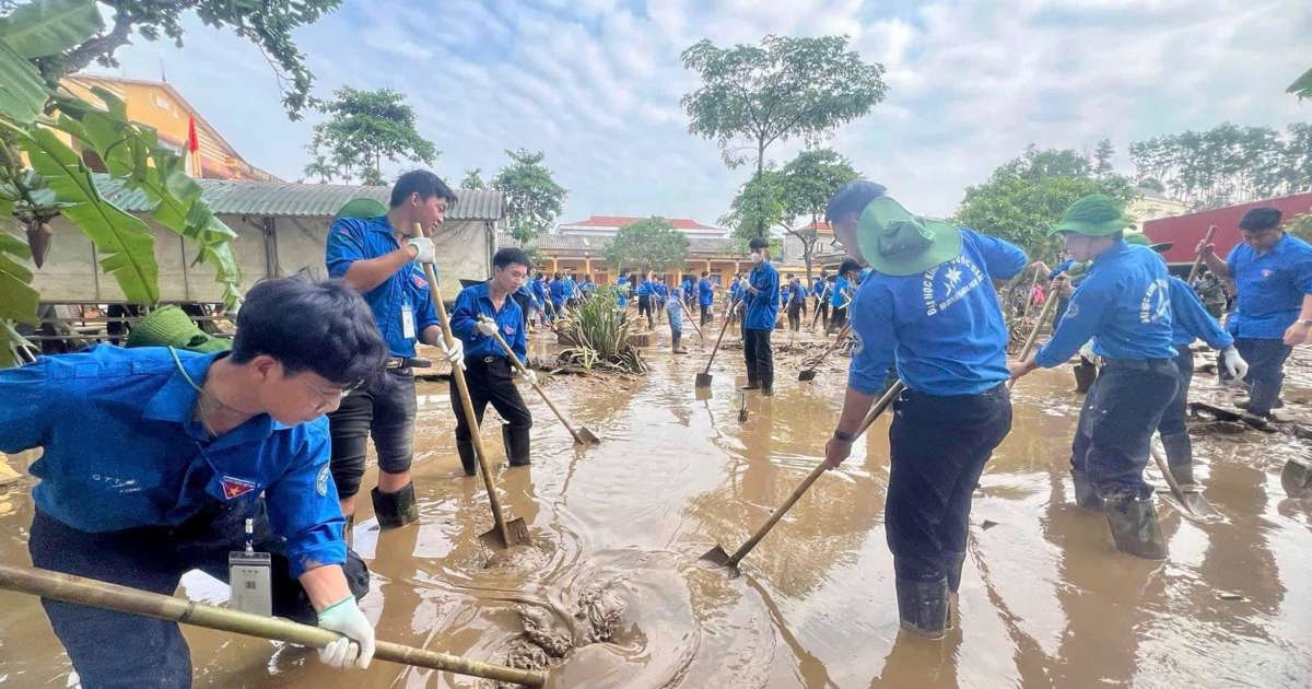 35,000人以上のハノイ組合員と学生が暴風雨の影響を乗り越えるために参加