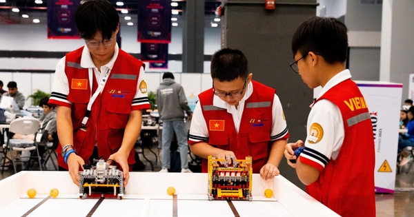 Vietnamesisches Studententeam gewinnt viele hohe Preise beim weltweit größten Roboterwettbewerb