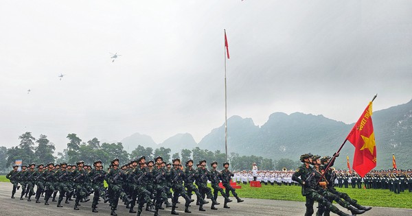 Hợp luyện diễu binh, diễu hành Lễ kỷ niệm 70 năm chiến thắng Điện Biên Phủ