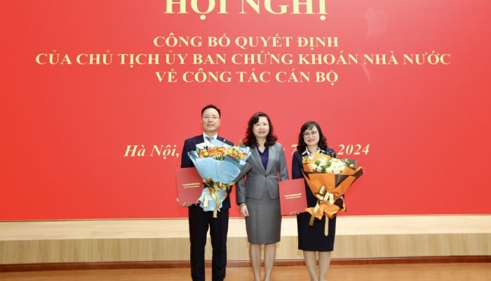 Ủy ban Chứng khoán Nhà nước bổ nhiệm 2 lãnh đạo mới