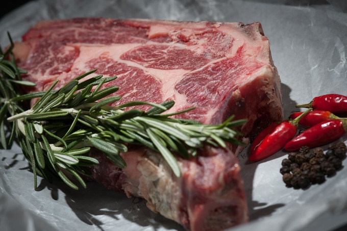 Rotes Fleisch kann Darmkrebs verursachen. Foto: Pexel