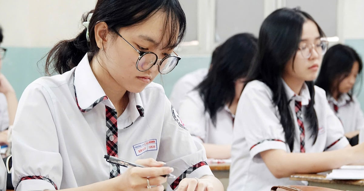 Les étudiants changent de plan et « trouvent une issue » face à la possibilité d'un resserrement des conditions d'admission