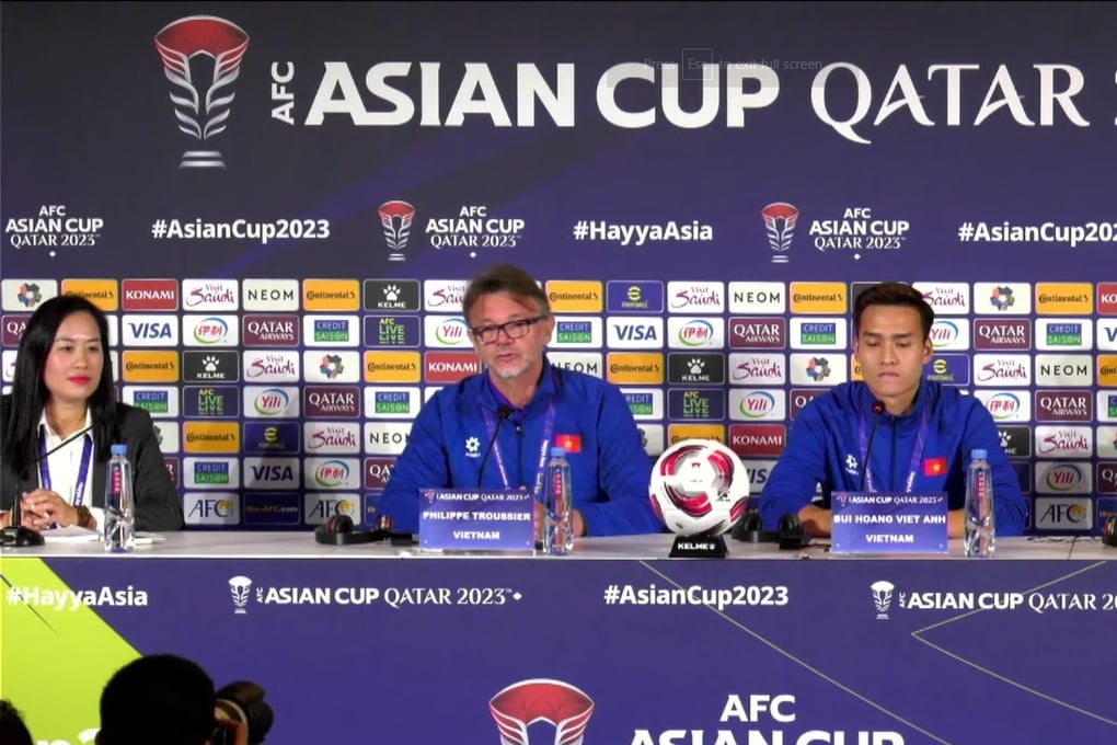 HLV Troussier: Trận đấu với Iraq là để bảo vệ màu cờ sắc áo Việt Nam - 1