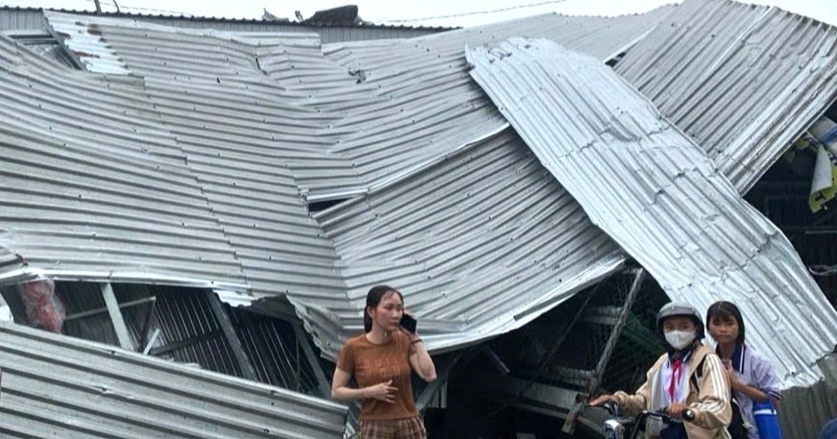 Des centaines d'officiers et de soldats ont réparé 64 maisons endommagées par les tornades