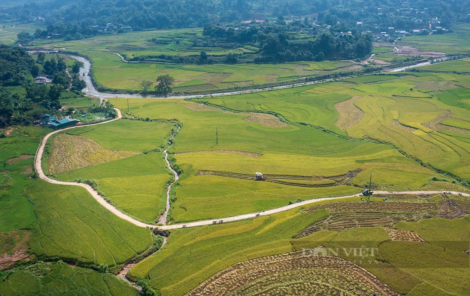 Vẻ đẹp ruộng bậc thang sau cơn lũ ở vùng cao Lào Cai  - Ảnh 11.