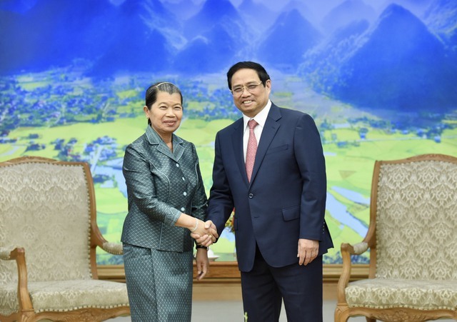 Prime Minister Pham Minh Chinh meets Deputy Prime Minister of Cambodia photo 1